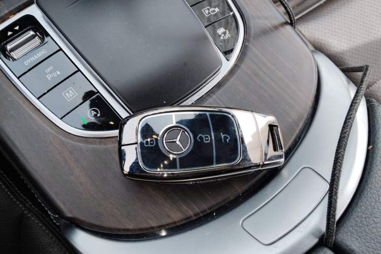 Used Mercedes-Benz GLC 2021 GLC 260 L 4MATIC Dynamic Edition Vehicle Key