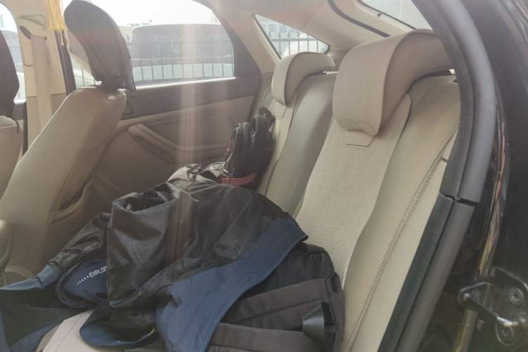 Used Ford Focus 2011 Hatchback 1.8L Automatic Fashion Edition
