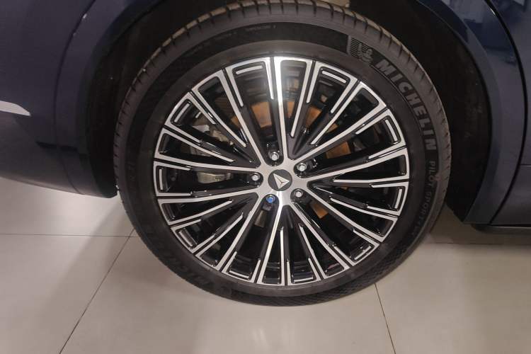 Used Deepal S09 2025 Rear-Drive Ultra+