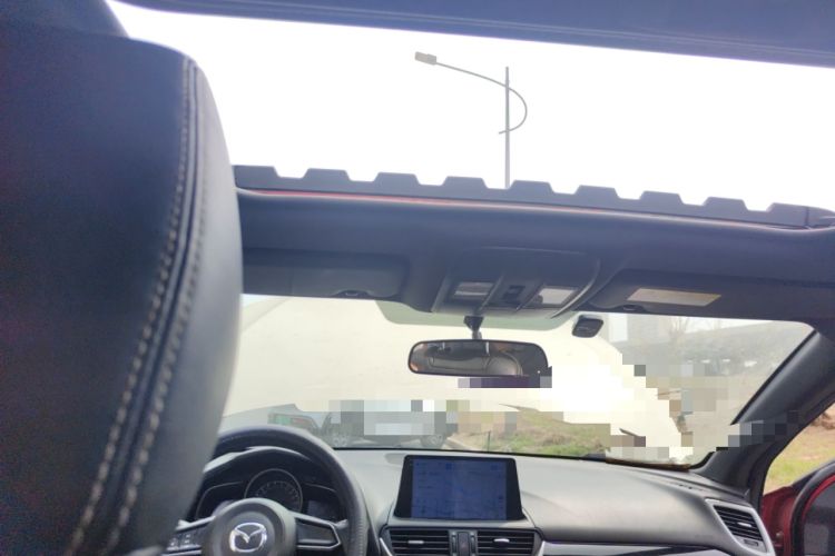 Used Mazda CX-4 2018 2.0L Automatic Two-Wheel Drive Blue Sky Dynamic Version China VI Standard Headliner