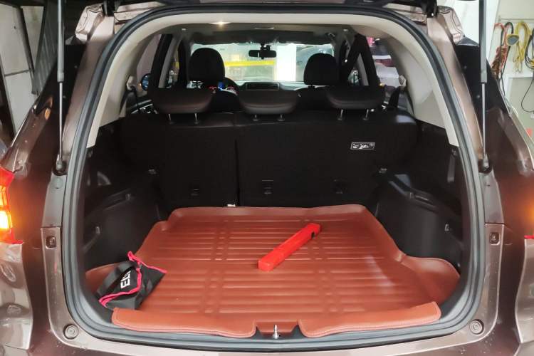 Used Haval M6 2017 1.5T Manual Two-Wheel Drive Elite Model
