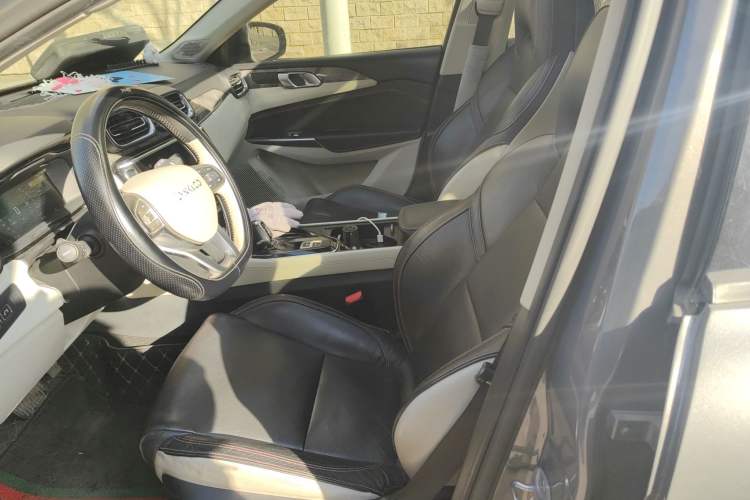 Used Lynk & Co 02 2018 1.5T DCT Two-Wheel Drive Zhaopu Version China V Standard
