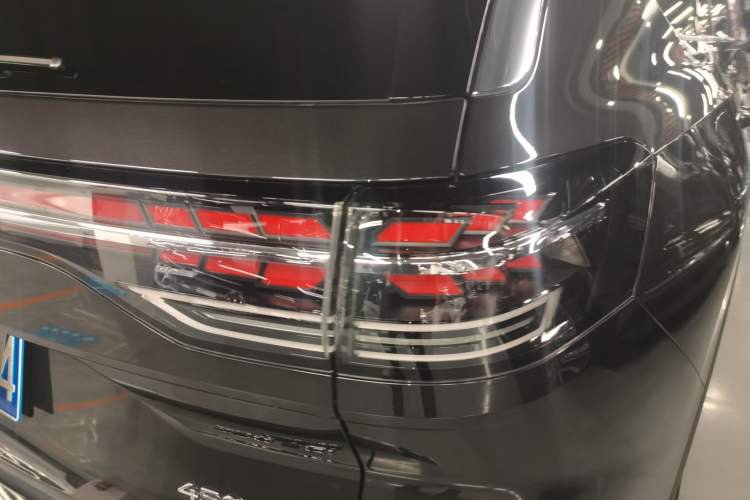 Used Volkswagen Talagon 2026 Model 450TSI Four-Wheel Drive Supreme 6-Seater Right Rear Taillight