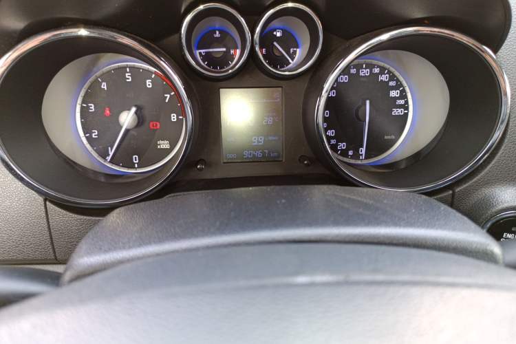 Used CHANGAN CS35 2016 1.6L Automatic Prestige Model China V Standard Odometer Close Up