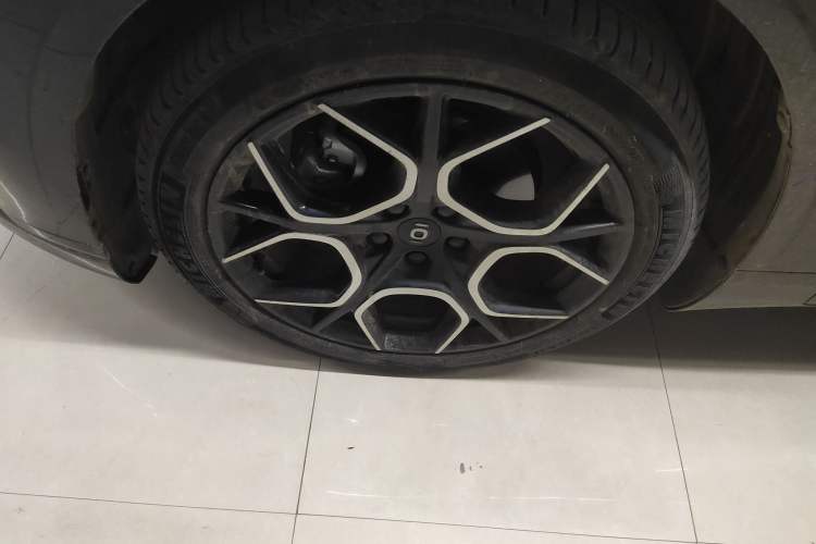 Used CHANGAN NEVO A07 2024 All-Electric "True Fragrance" Edition 515 Luxurious Model 58.9 kWh Exterior 4