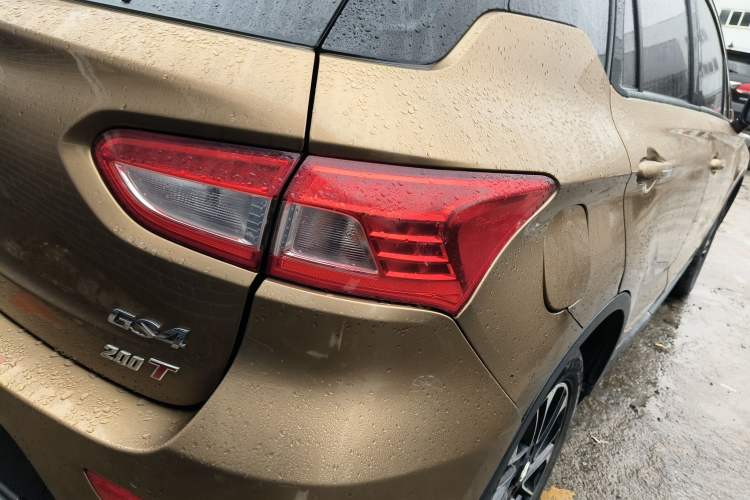 Used GAC Trumpchi GS4 2015 200T Manual Elite Edition
