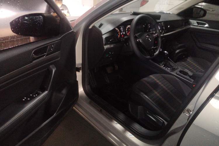 Used Volkswagen Lavida 2018 280TSI DSG Comfort Edition China V Standard Driver Seat