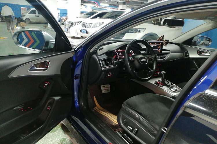 Used Audi A6L 2018 30th Anniversary Edition 35 TFSI Fashion Model