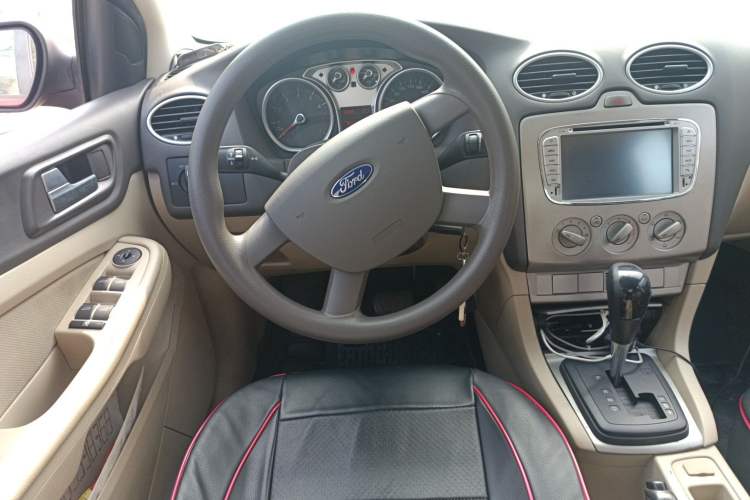 Used Ford Focus 2013 Sedan Classic 1.8L Automatic Base Model
