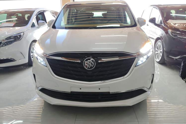 Used Buick GL8 2022 ES Landtrek 653T Comfort Edition