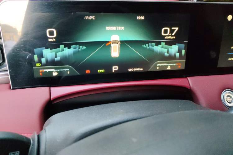 Used JETOUR X70 PLUS 2025 1.5T Elite Edition 5 Seats