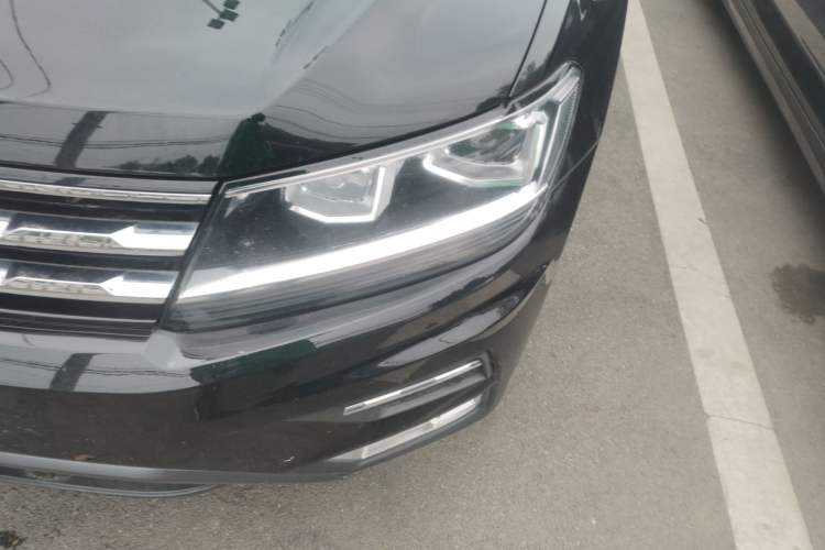 Used Volkswagen Tiguan L 2020 330TSI Automatic Two-Wheel Drive Smart Luxury Edition China VI Standard Left Front Headlight