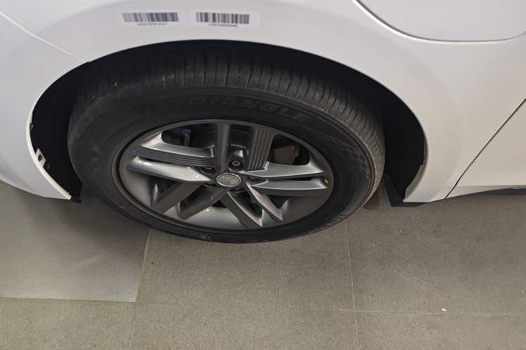 Used Hongqi E-QM5 2025 500km Range Commuter Version