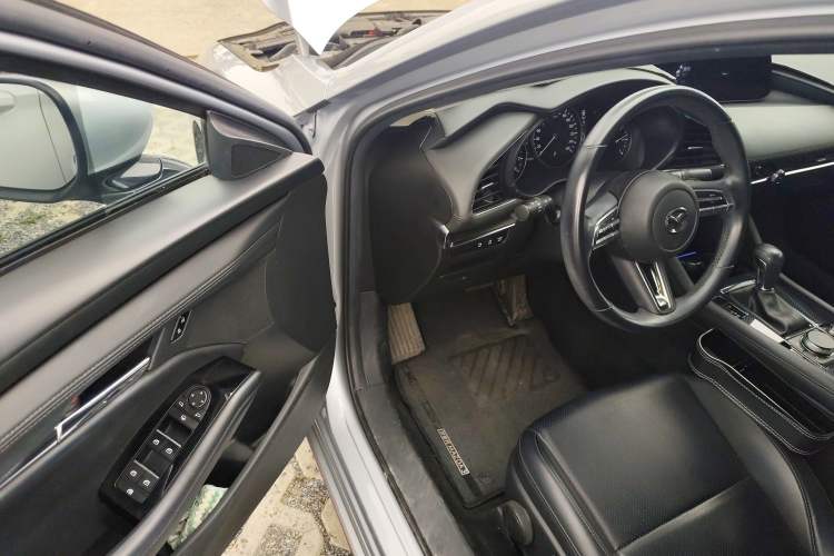 Used Mazda 3 Axela 2021 2.0L Automatic ZhiXuan Edition