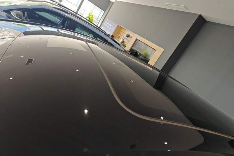 Used Volkswagen Viloran 2024 380TSI Premium Edition Roof