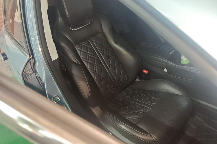 Used Changan UNI-K iDD 2022 Blue Whale iDD 130km 1.5T Prestige Model
