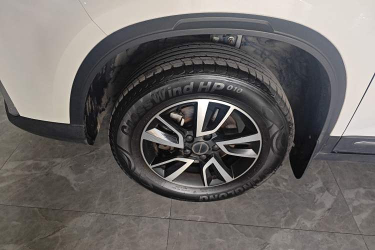 Used FORTHING T5 2023 Grand Edition 1.6L Manual Dream Version Five Seats
