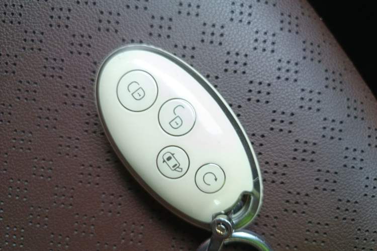 Used BYD S7 2017 2.0T Automatic Prestige Edition
