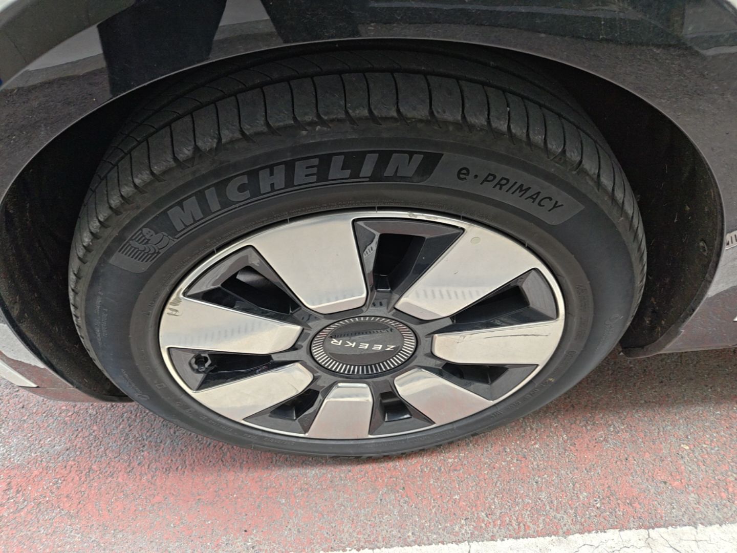 Zeekr MIX 2025 Long-Range Intelligent Driving Edition — снимка 10