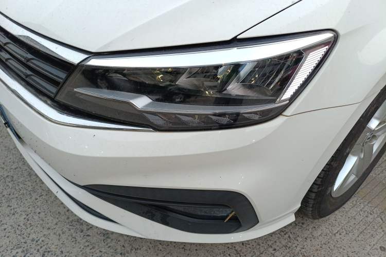 Used Volkswagen Lamando 2019 230TSI DSG Fashion Edition China VI