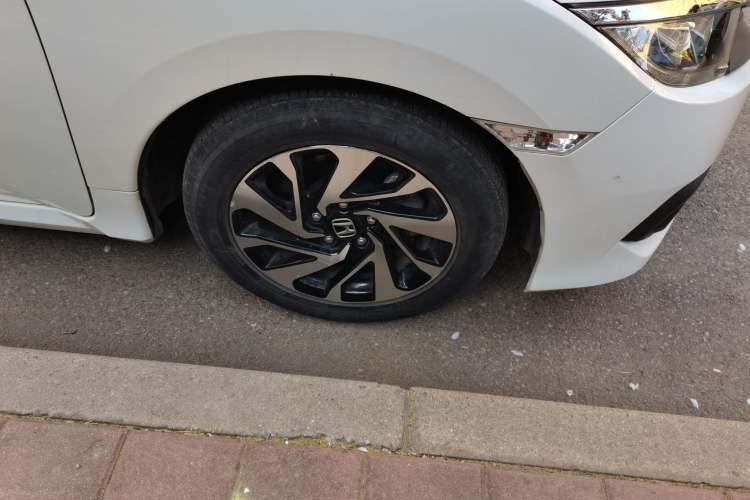 Used Honda Civic 2016 220TURBO CVT Luxury Edition
