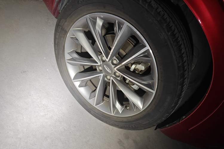 Used Chery Tiggo 7 2018 1.5T Automatic Luxury Edition China V Standard Right Front Wheel Hub