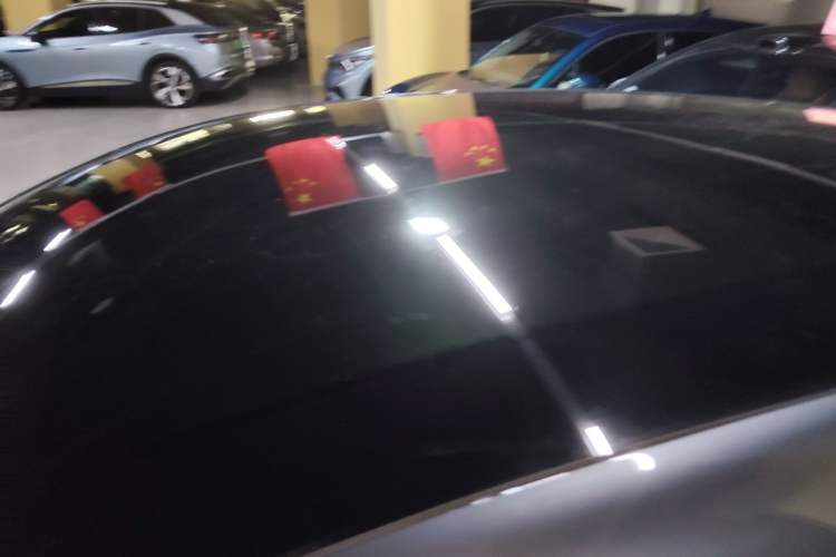 Used Rising R7 2023 Rear-Drive Screen King Edition