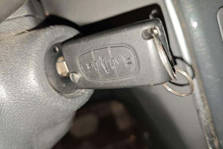 Used Peugeot 308 2014 Enjoyment Edition Classic 1.6L Automatic Fashion Model Vehicle Key