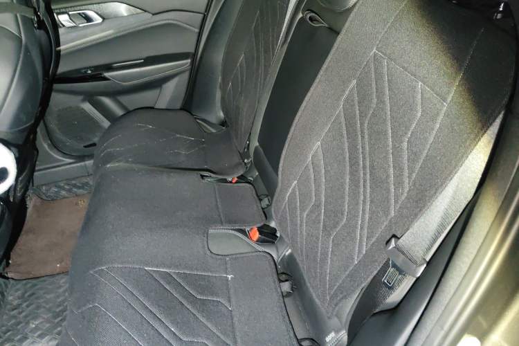 Used Lynk & Co 03 2022 1.5TD DCT JingPro Left Rear Seat