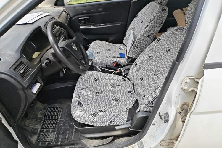 Used Dongfeng Fengon 330 2014 1.3L Manual Utility Version DK13-07 Left Front Seat