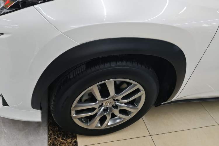 Used Lexus NX 2015 300h All-Wheel-Drive Fēngzhì Edition

