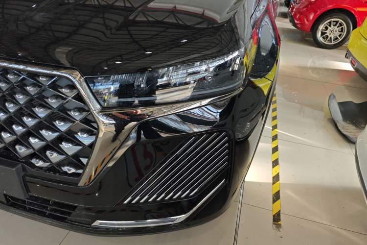 Used Chery Tiggo 7 2025 Excellence Version 1.5T CVT Luxury Edition
