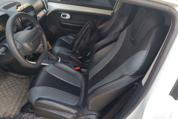 Used Roewe Clever 2022 311km QiQi BoBo Edition