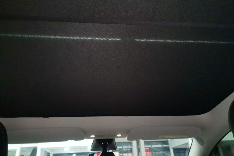 Used Tesla Model Y 2023 High-Performance All-Wheel-Drive Version