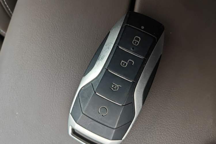 Used BYD Han 2020 DM Four-Wheel Drive Performance Edition Luxury Model
