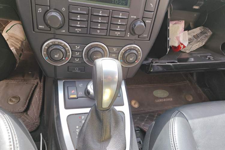 Used Land Rover Freelander 2 2010 3.2 i6 Automatic HSE Gasoline Version Gear Lever
