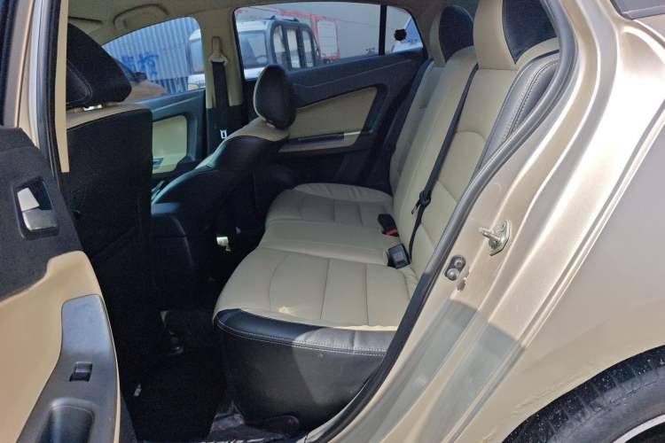 Used Haima Fumei 2015 1.6L Manual Prestige Model Left Rear Seat