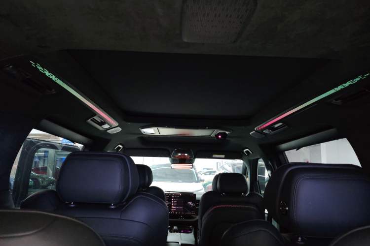 Used Zeekr 009 2024 Six-Seat Executive Version 4WD 140 kWh