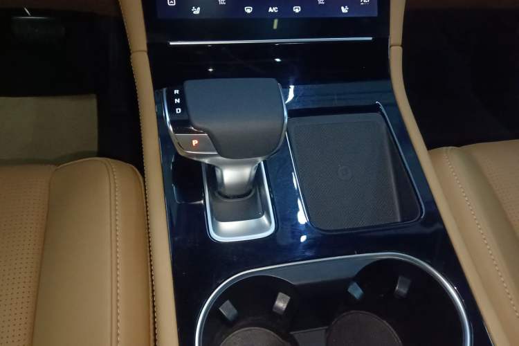 Used Li Auto ONE 2020 Extended-Range 6-Seater Version Gear Lever