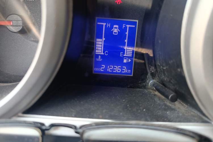 Used CHANGAN KAICHENG Ounuo S 2015 1.5L CNG Model Odometer Close Up