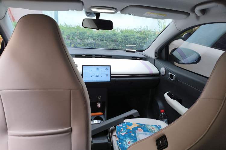 Used Chery QQ Little Ant 2024 Revised Edition Youth Version 321 km Only Love Edition 29.23 kWh
