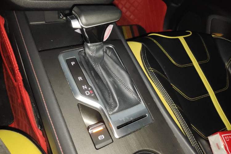 Used CHANGAN CS35PLUS 2019 1.4T DCT Chuanlian Blue Whale Edition
