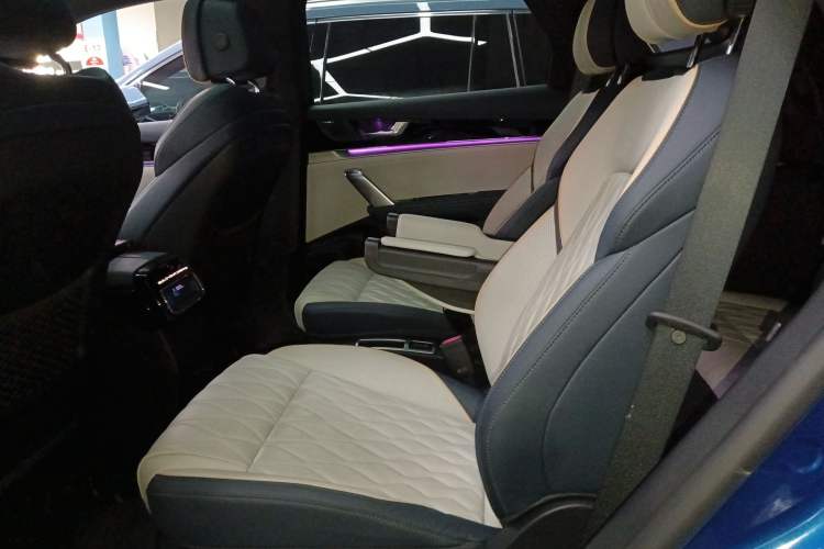 Used BYD Tang New Energy 2022 EV 635 km All-Wheel-Drive Flagship Model
