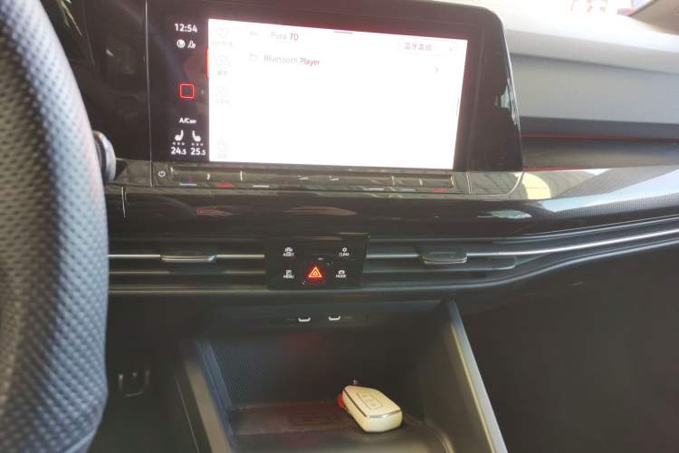 Used Volkswagen Golf 2023 Facelift 280TSI DSG R-Line Lite
