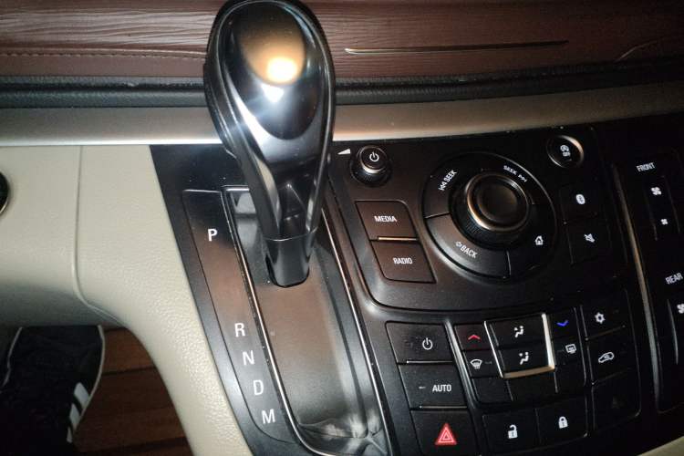 Used Buick GL8 2017 25S Luxury Version China V Standard