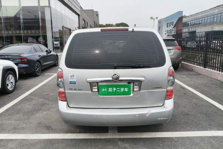 Used Buick GL8 2014 2.4L Classic Edition
