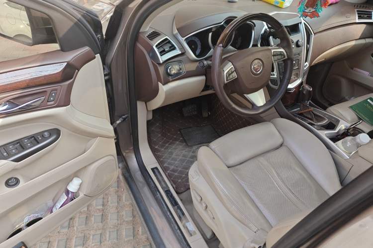 Used Cadillac SRX 2012 3.0L Flagship Version
