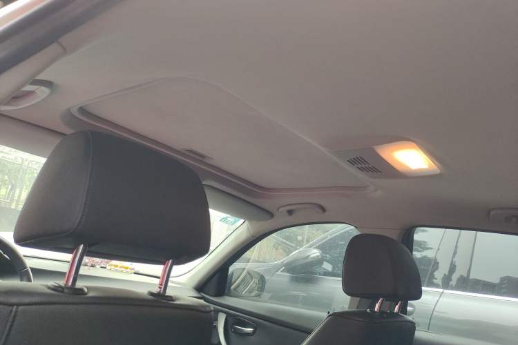 Used BMW 3 Series 2010 318i Leading Model
