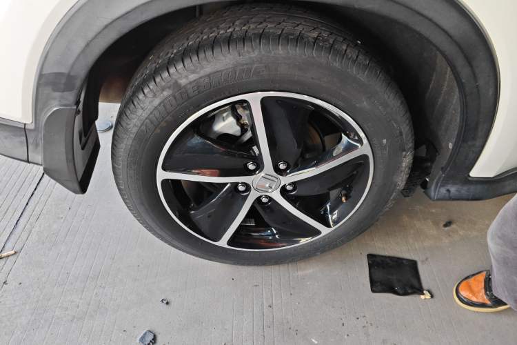 Used Honda Vezel 2020 1.5L CVT Luxury Edition
