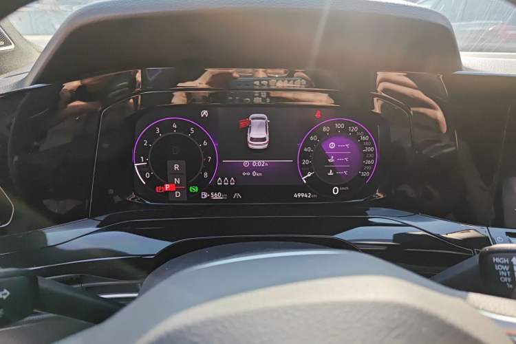 Used Volkswagen Golf 2023 280TSI DSG R-Line Lite Instrument Cluster